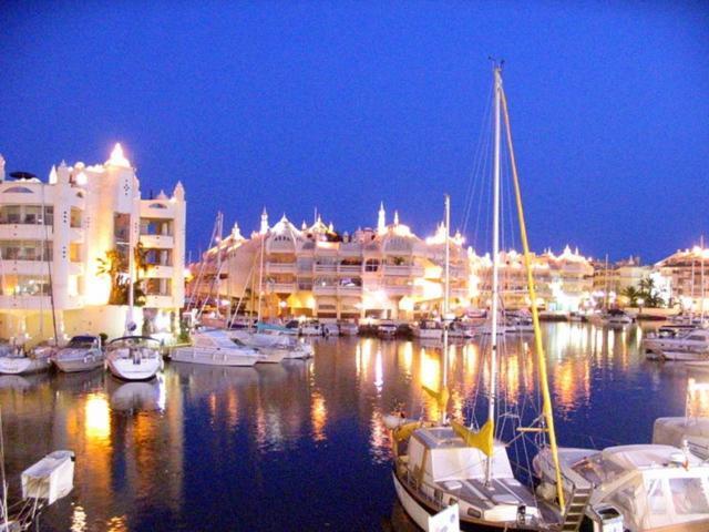 Estudio Edificio Jupiter En Benalmádena Eksteriør billede